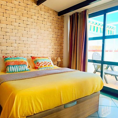 Apartamento Solymar マラガ エクステリア 写真